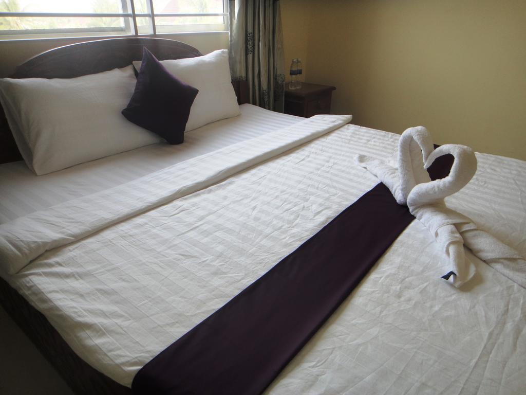 Khemra I Guesthouse Kampot Quarto foto