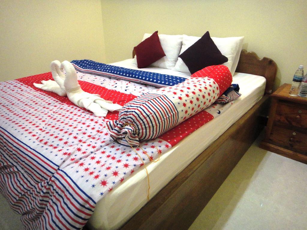 Khemra I Guesthouse Kampot Quarto foto